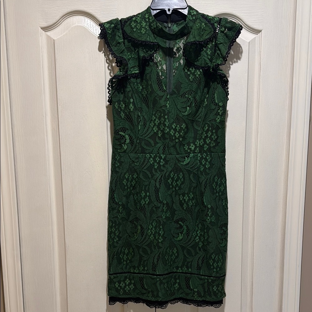 Elegant Green Lace Dress